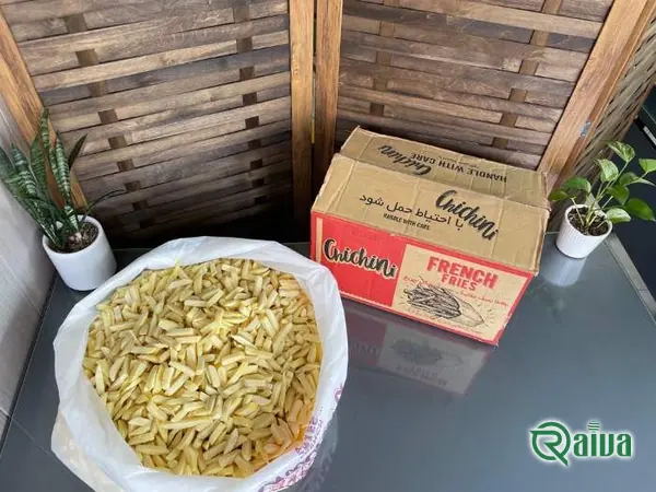 Par-fried frozen potato chips in a serving carton (view 6)