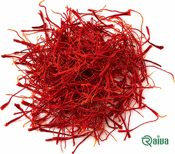 Long, deep red Super Negin saffron threads heaped loose (view 1)
