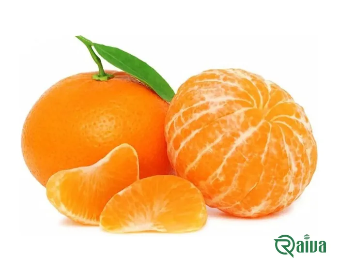 Tangerines with one peeled to show the segments
